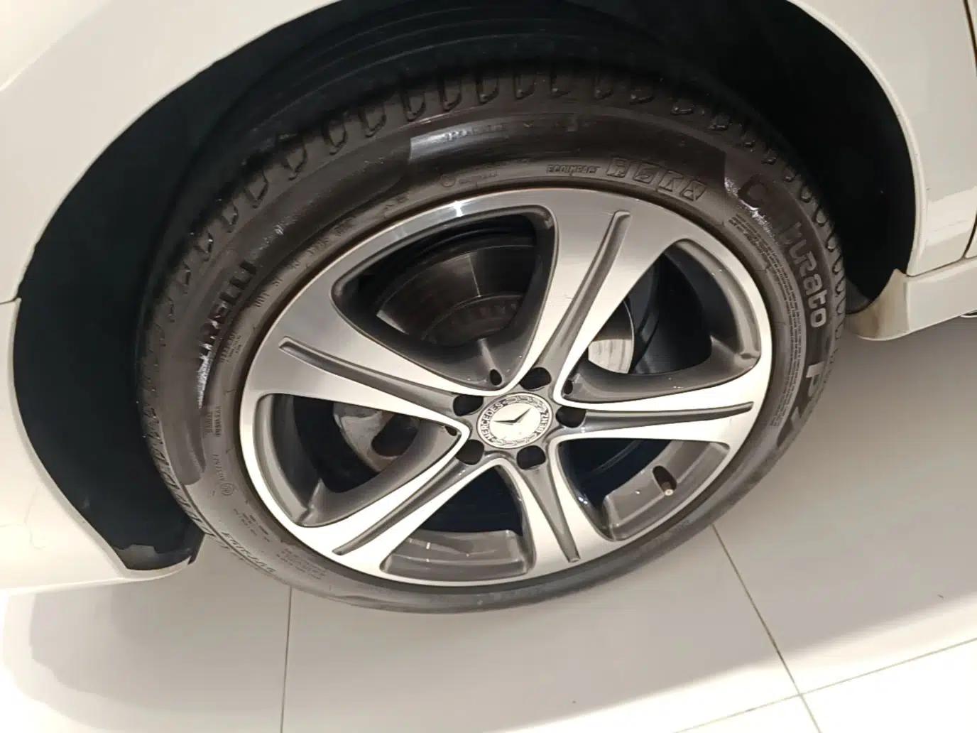 Mercedes-Benz E-Class 2016 E 200 L Sport Edition — миниатюра 11