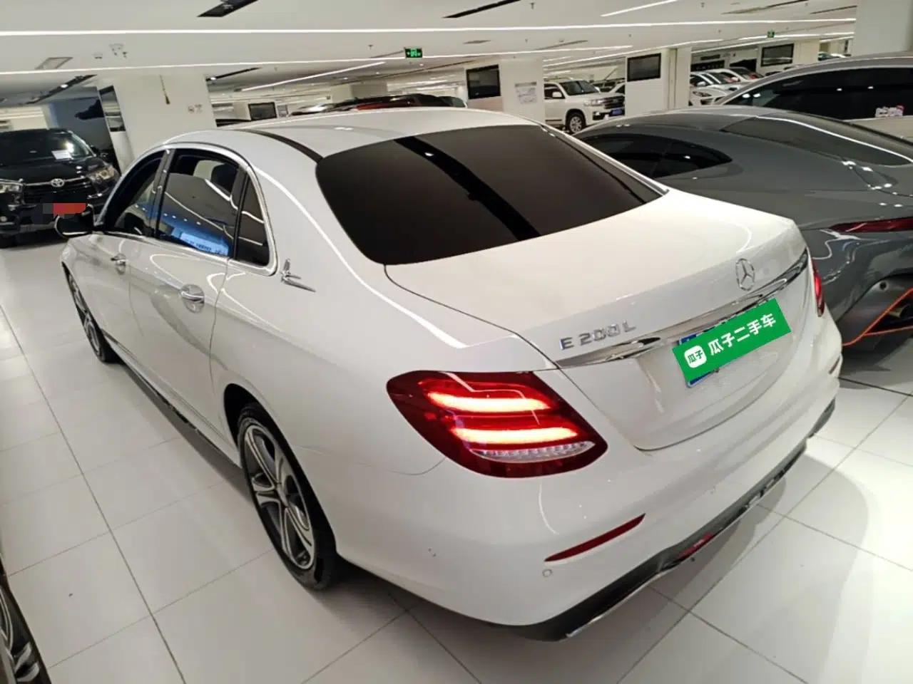 Mercedes-Benz E-Class 2016 E 200 L Sport Edition — миниатюра 4