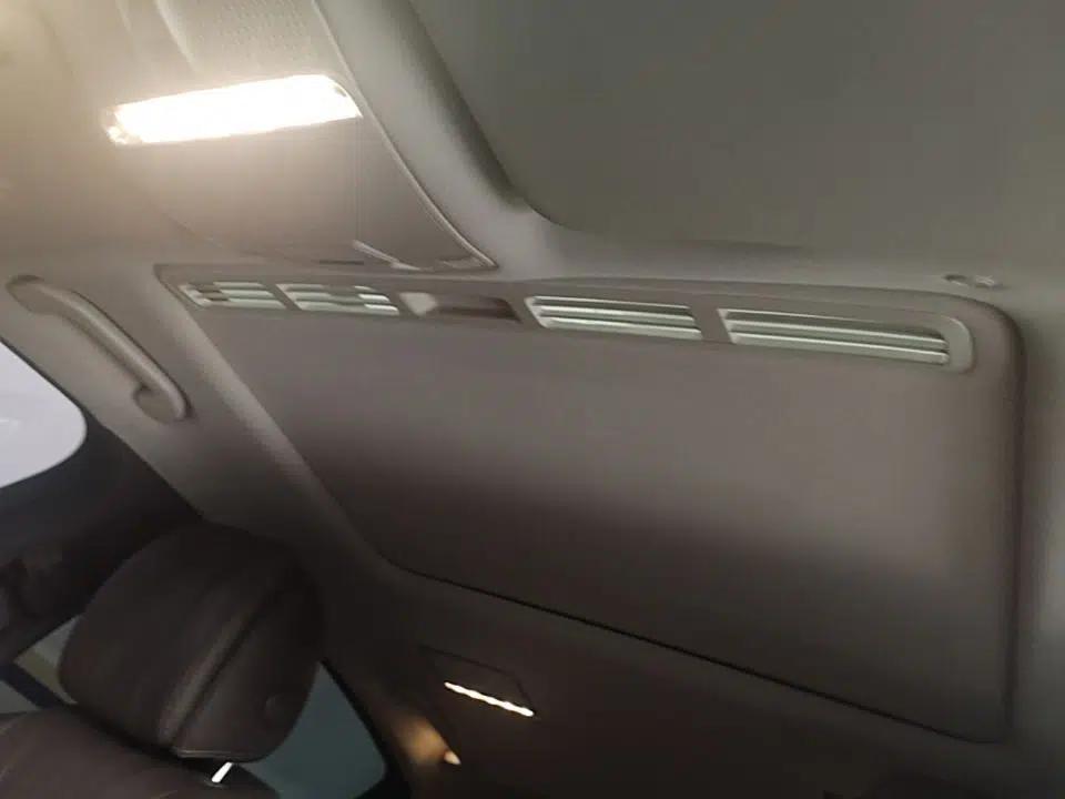 Mercedes-Benz E-Class 2018 Facelift E 200 L — миниатюра 21