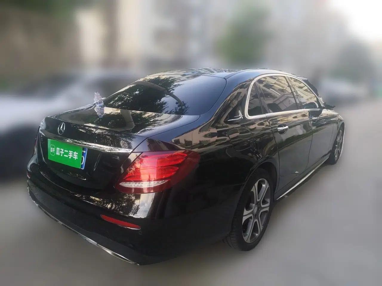 Mercedes-Benz E-Class 2016 E 300 L Sport Luxury Model — миниатюра 6