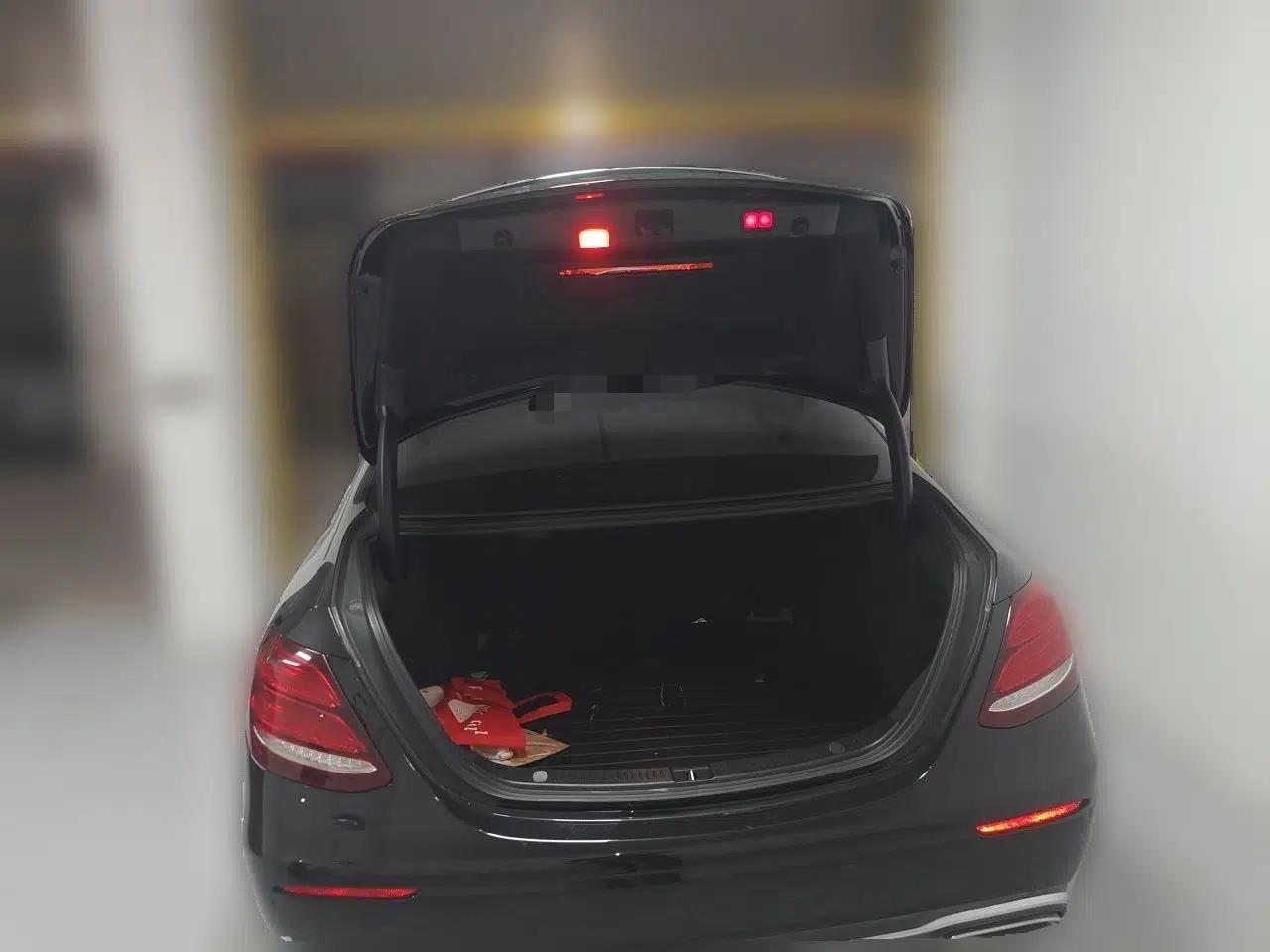 Mercedes-Benz E-Class 2018 Facelift E 300 L Luxury Edition — миниатюра 19