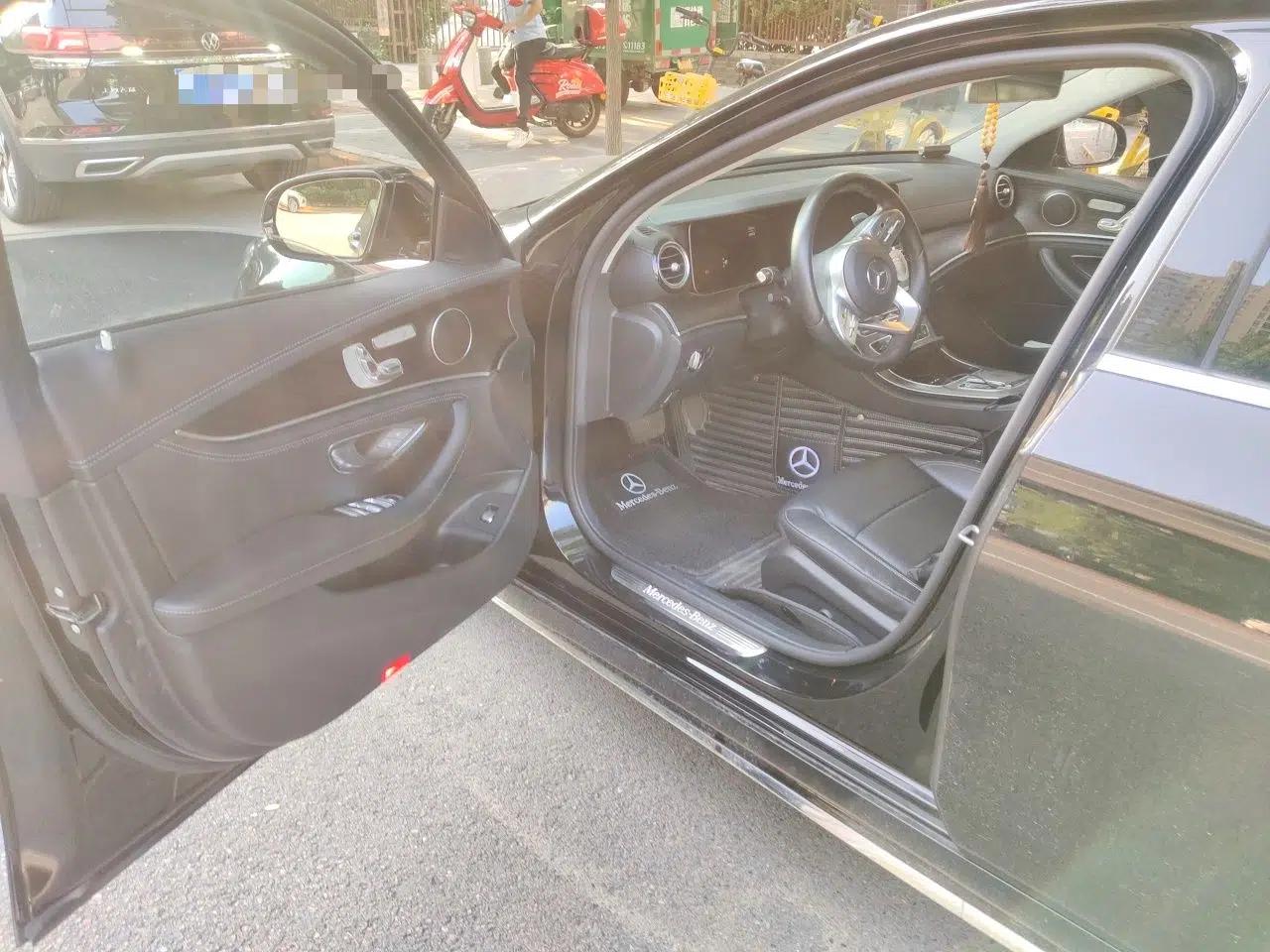 Mercedes-Benz E-Class 2019 E 300 L Sporty and Stylish Model — миниатюра 16