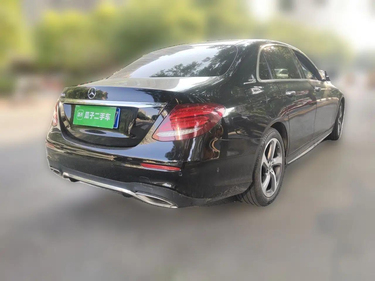 Mercedes-Benz E-Class 2019 E 300 L Sporty and Stylish Model — миниатюра 6