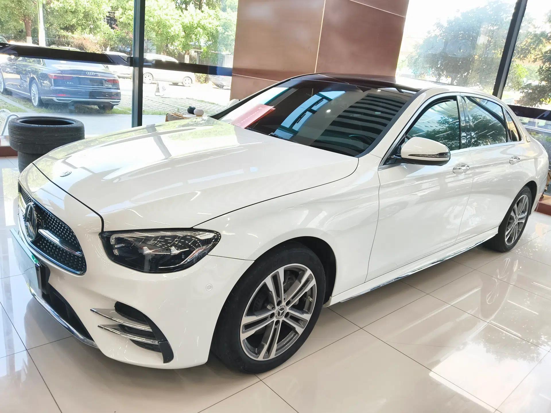 Mercedes-Benz E-Class 2021 Facelift E 260 L Sport Edition — миниатюра 1