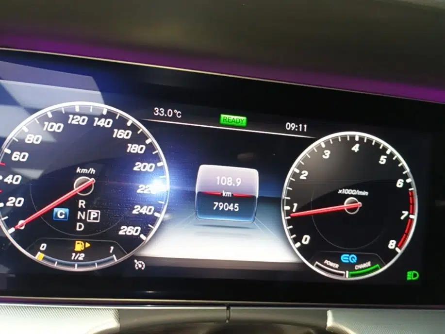 Mercedes-Benz E-Class 2020 E 260 Coupe — миниатюра 14