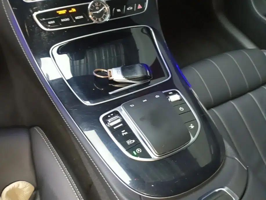 Mercedes-Benz E-Class 2020 E 260 Coupe — миниатюра 16