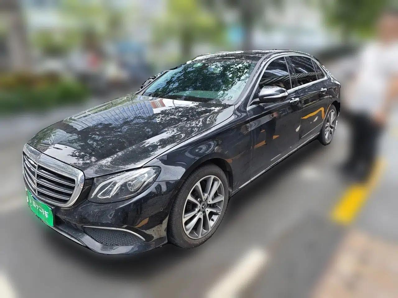 Mercedes-Benz E-Class 2019 E 300 L Luxury Model — миниатюра 1