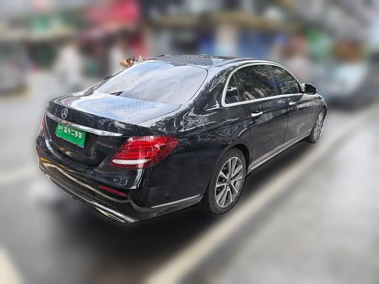 Mercedes-Benz E-Class 2019 E 300 L Luxury Model — миниатюра 6