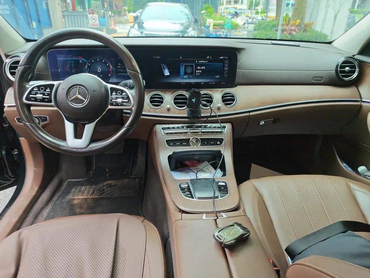 Mercedes-Benz E-Class 2019 E 300 L Luxury Model — миниатюра 9