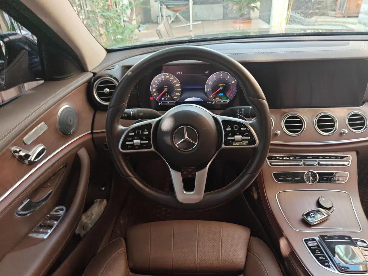Mercedes-Benz E-Class 2020 E 260 L — миниатюра 10