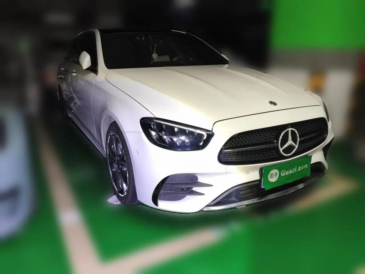 Mercedes-Benz E-Class 2022 Revised E 300 L Sporty and Stylish Edition — миниатюра 3