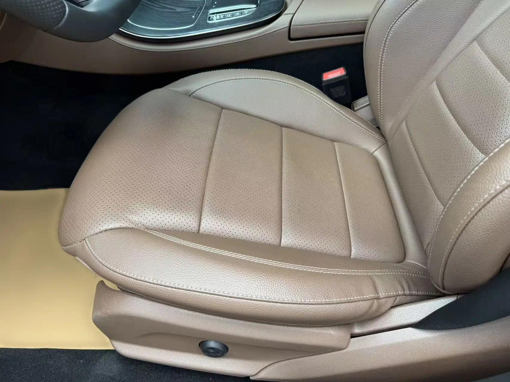 Mercedes-Benz E-Class 2023 E 300 L Sporty and Stylish Model — миниатюра 17