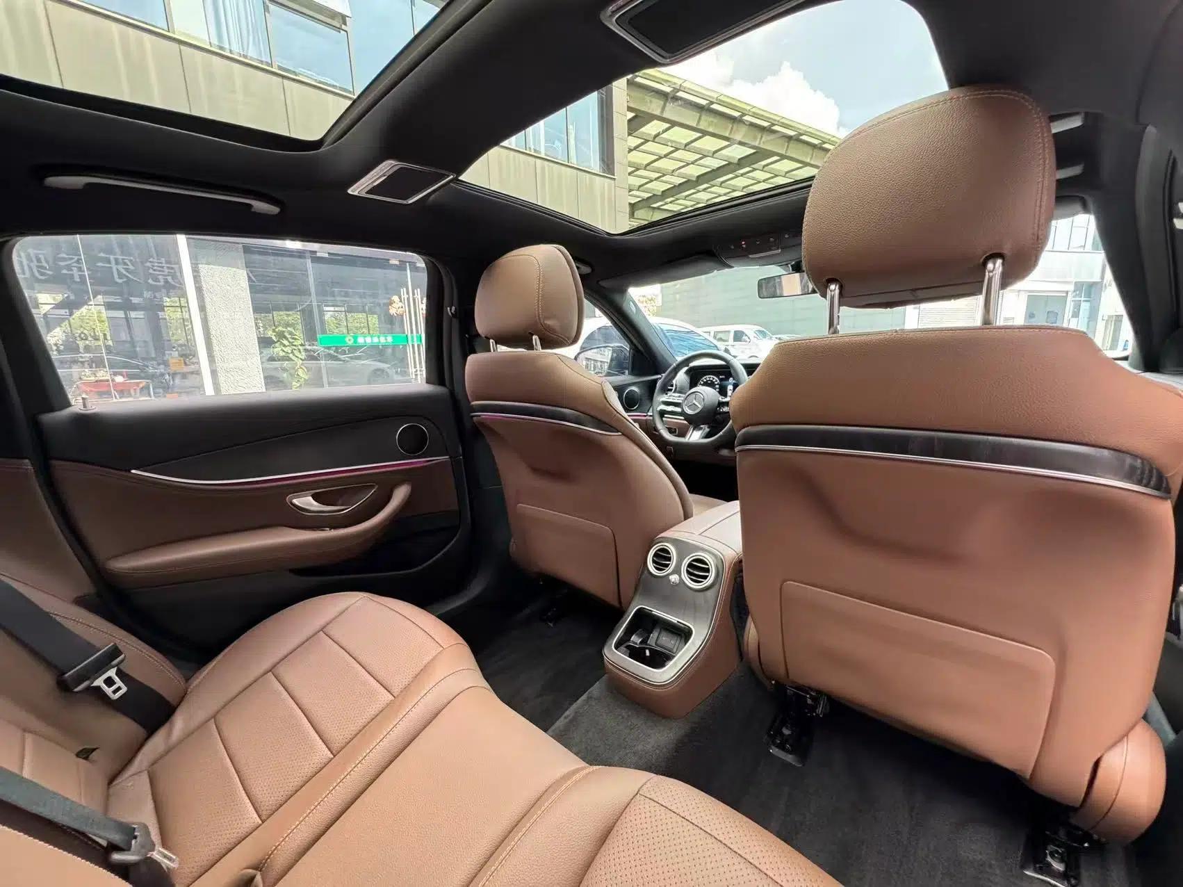 Mercedes-Benz E-Class 2023 E 300 L Sporty and Stylish Model — миниатюра 18
