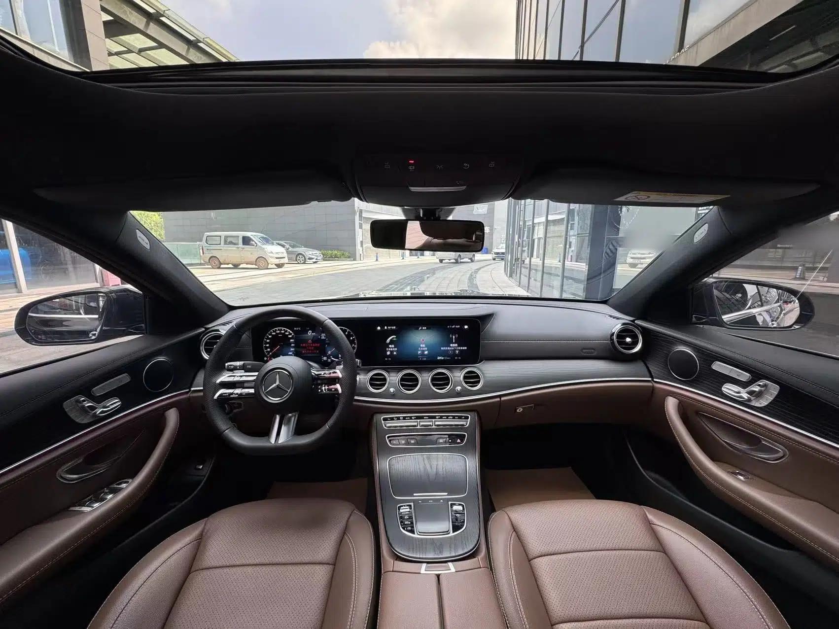 Mercedes-Benz E-Class 2023 E 300 L Sporty and Stylish Model — миниатюра 21
