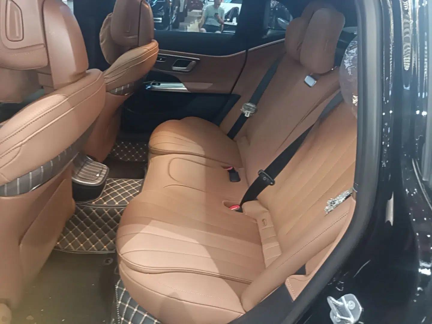 Mercedes-Benz E-Class 2024 Refresh E 300 L Stylish Edition — миниатюра 20