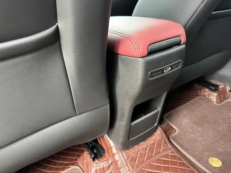 Geely Binyue 2021 240T DCT Platinum Edition — миниатюра 7
