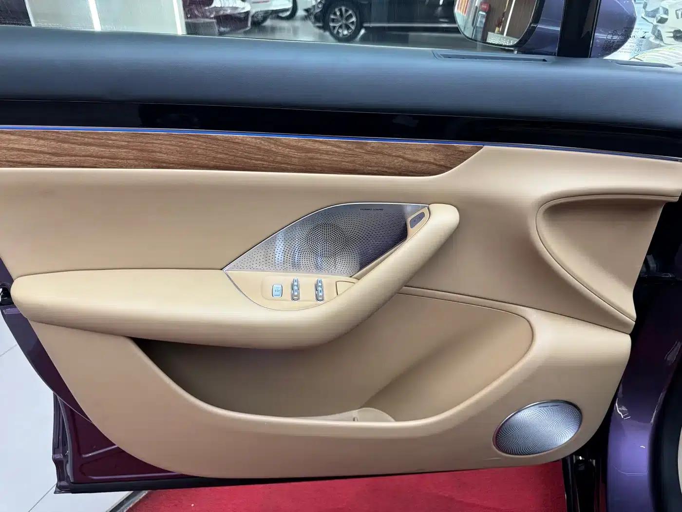 Zhijie R7 2024 Pure Electric 802km Max — миниатюра 11