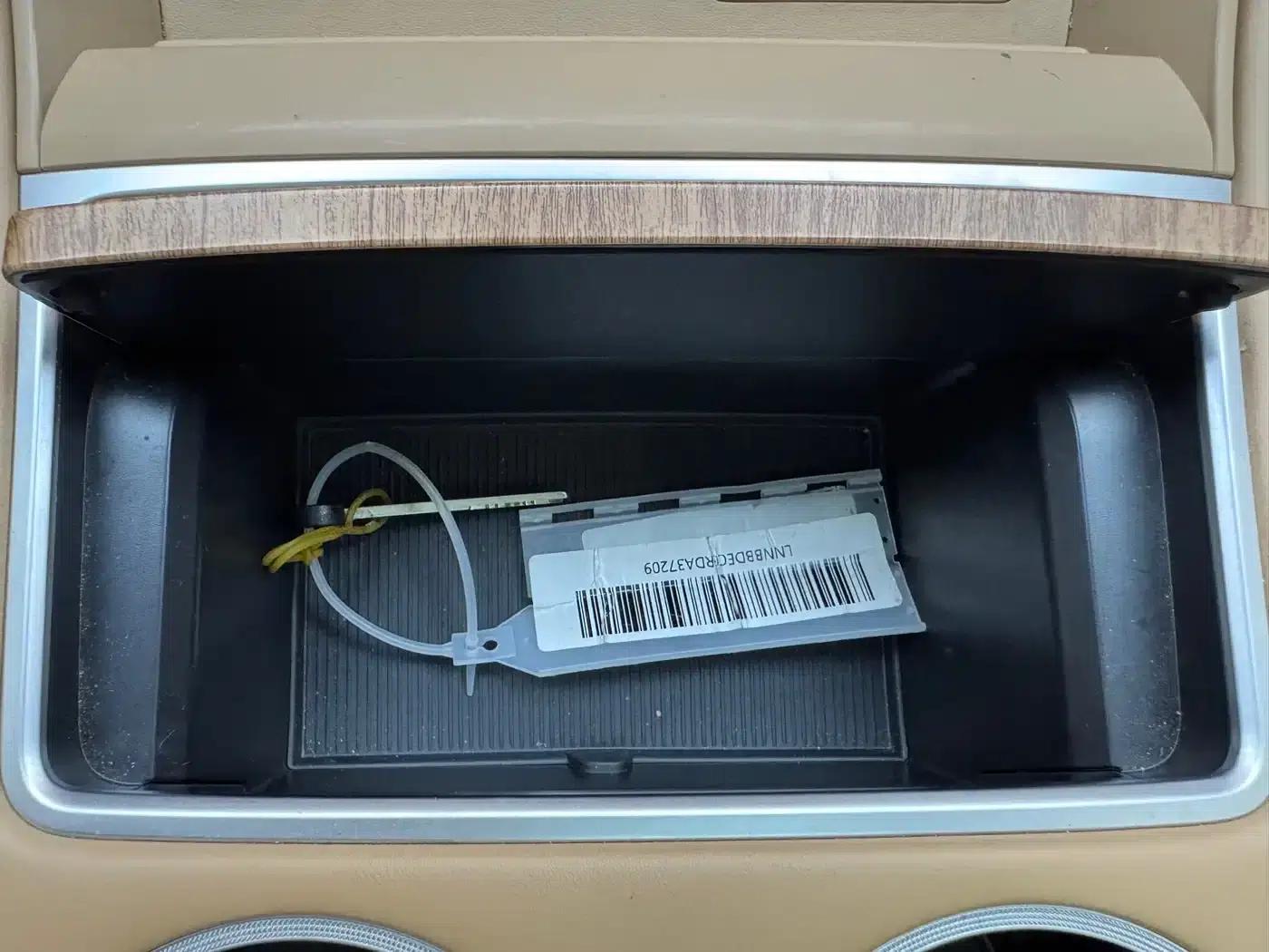 Zhijie R7 2024 Pure Electric 802km Max — миниатюра 28