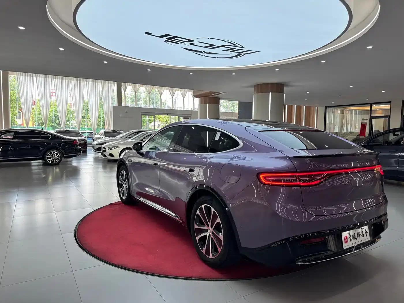 Zhijie R7 2024 Pure Electric 802km Max — миниатюра 7