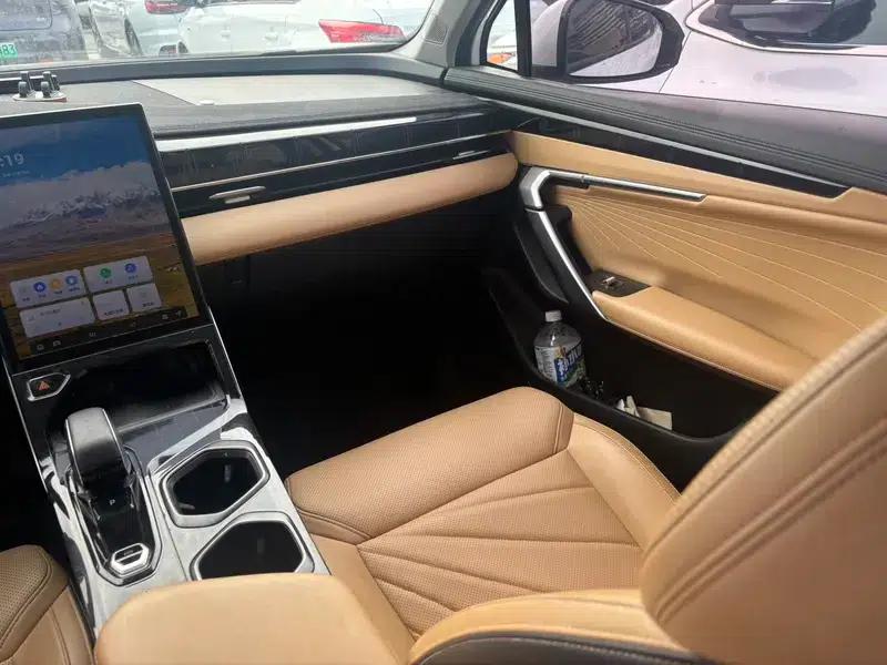 Geely Boyue L 2023 1.5TD DCT Premium Edition — миниатюра 17