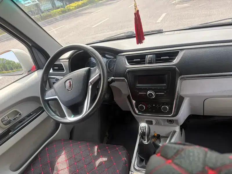 New Hiace X30L 2018 Model 1.5L Manual Rear-Wheel Drive 5-Seater Factory Custom Edition — миниатюра 11