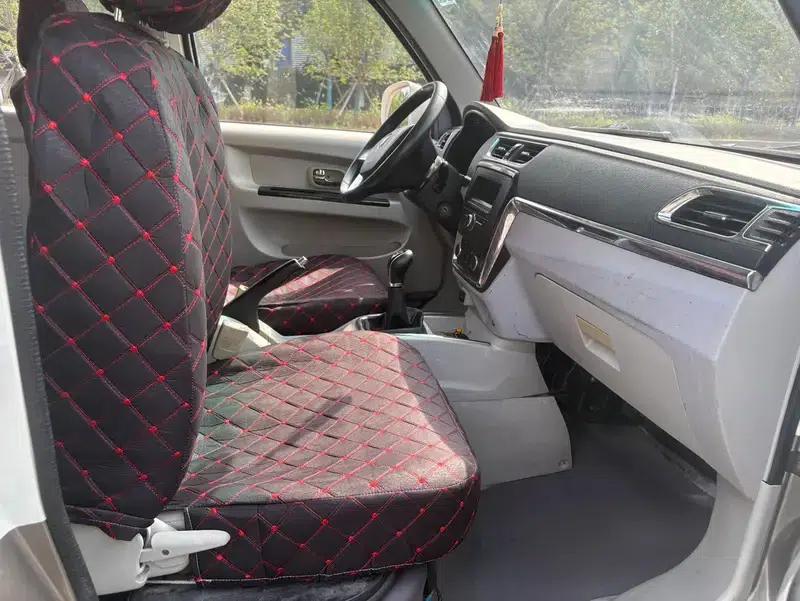 New Hiace X30L 2018 Model 1.5L Manual Rear-Wheel Drive 5-Seater Factory Custom Edition — миниатюра 10