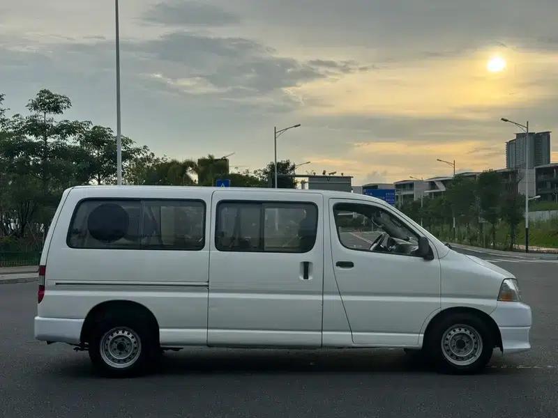 Jinbei Express 2018 Model 2.0L Luxury V19 — миниатюра 7