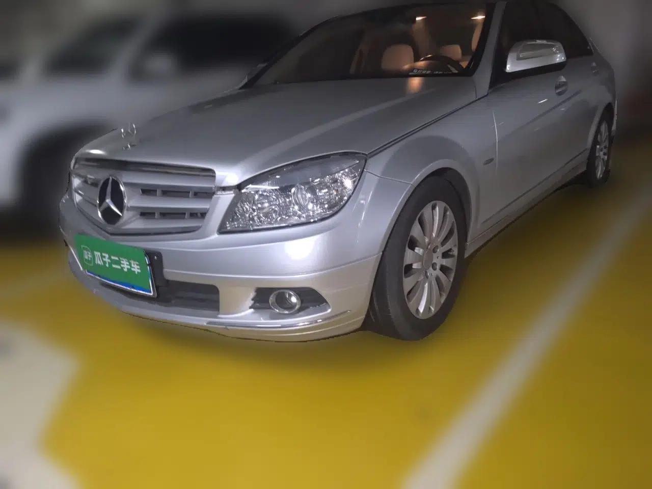 Mercedes-Benz C-Class 2008 C 200K Standard Model — миниатюра 1