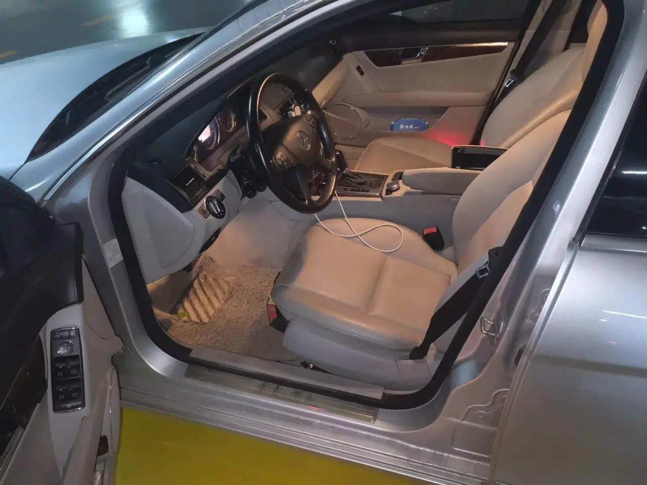 Mercedes-Benz C-Class 2008 C 200K Standard Model — миниатюра 16