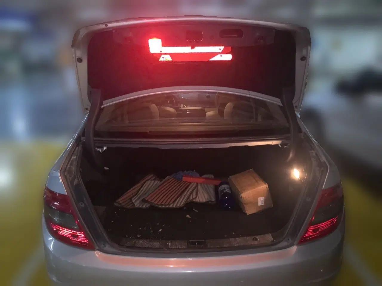 Mercedes-Benz C-Class 2008 C 200K Standard Model — миниатюра 19