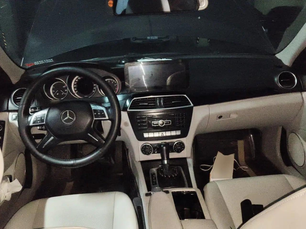 Mercedes-Benz C-Class 2013 C 180 CGI Classic — миниатюра 9
