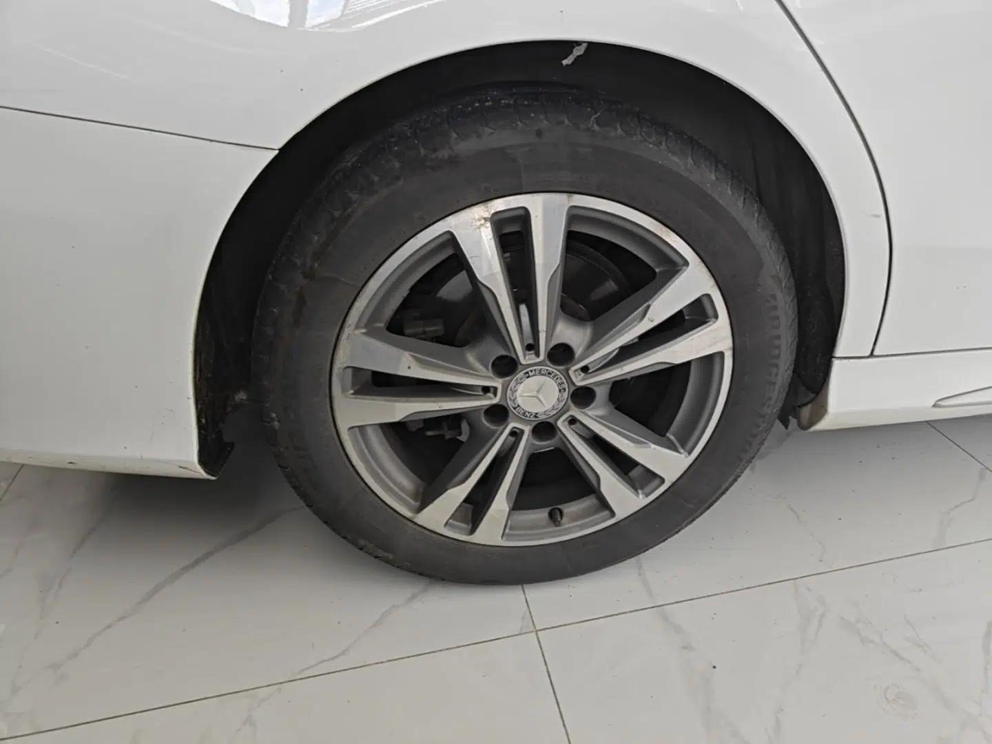 Mercedes-Benz C-Class 2015 Revised C 200 L Sport Edition — миниатюра 11