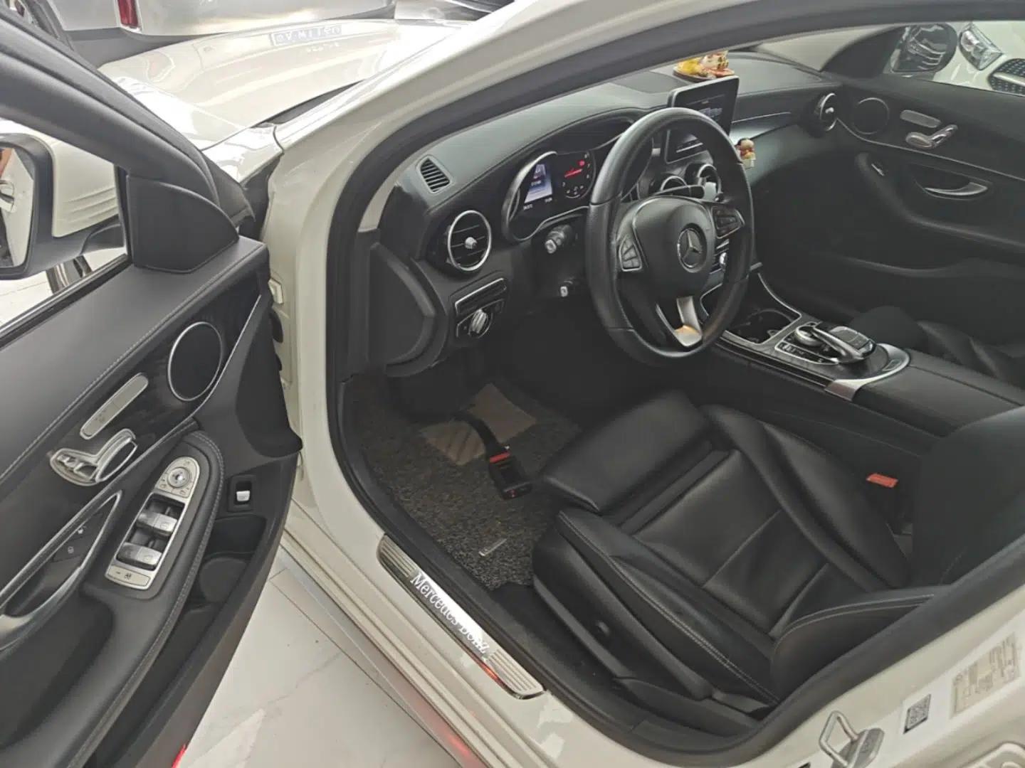 Mercedes-Benz C-Class 2015 Revised C 200 L Sport Edition — миниатюра 18
