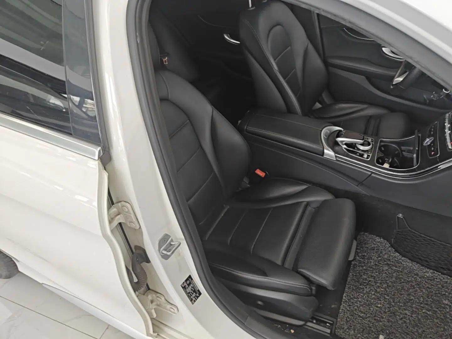 Mercedes-Benz C-Class 2015 Revised C 200 L Sport Edition — миниатюра 19