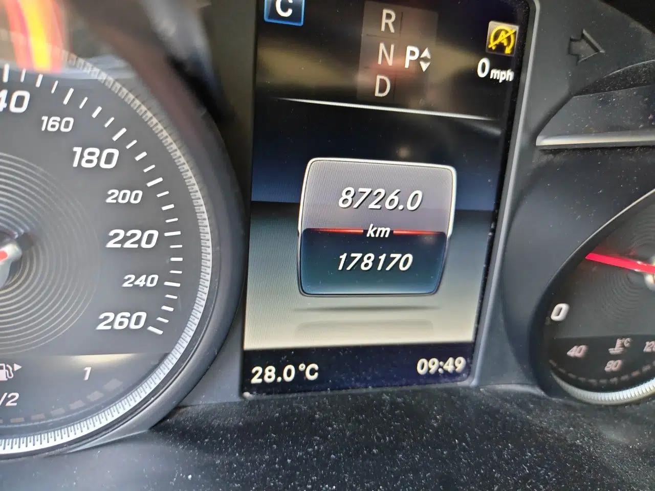 Mercedes-Benz C-Class 2017 Facelift C 200 L Sport Edition — миниатюра 12