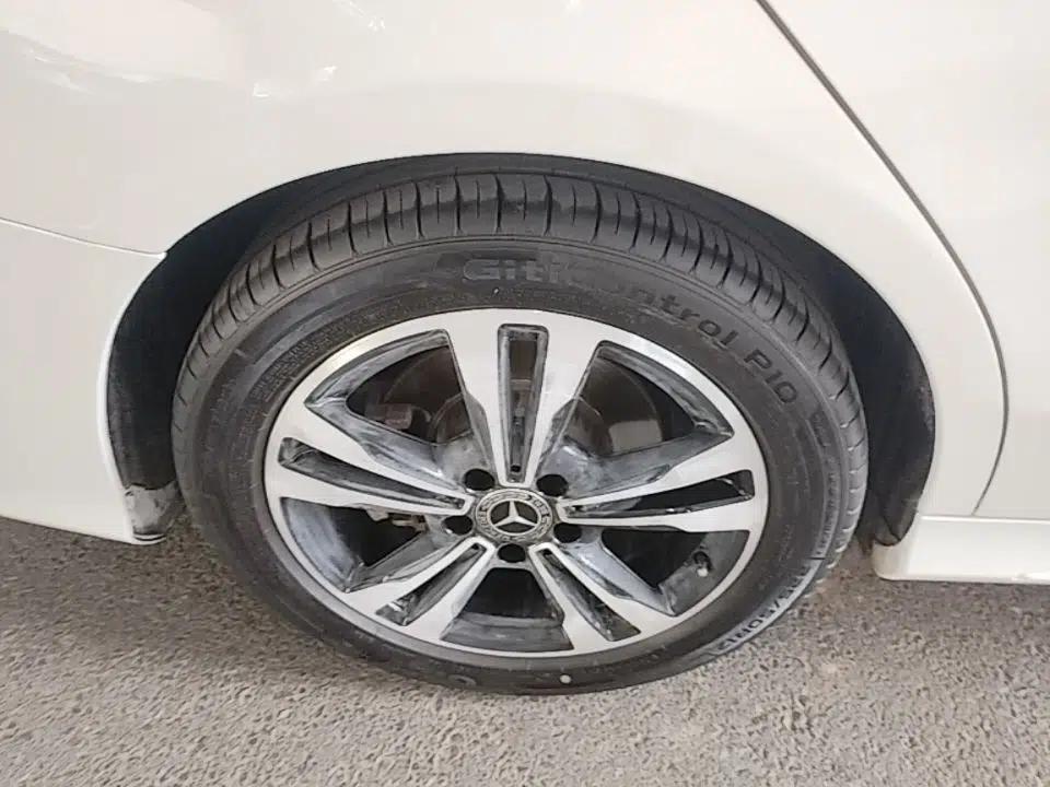 Mercedes-Benz C-Class 2017 Restyled C 200 Sport Edition — миниатюра 11