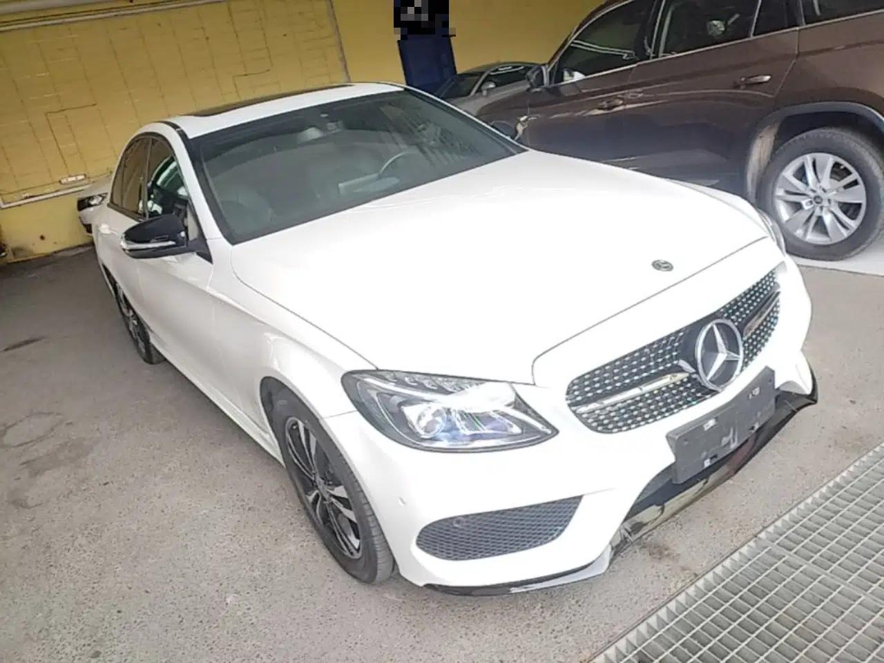 Mercedes-Benz C-Class 2017 Restyled C 200 Sport Edition — миниатюра 3