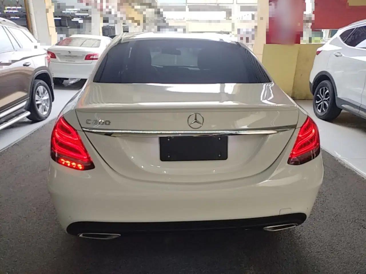 Mercedes-Benz C-Class 2017 Restyled C 200 Sport Edition — миниатюра 5