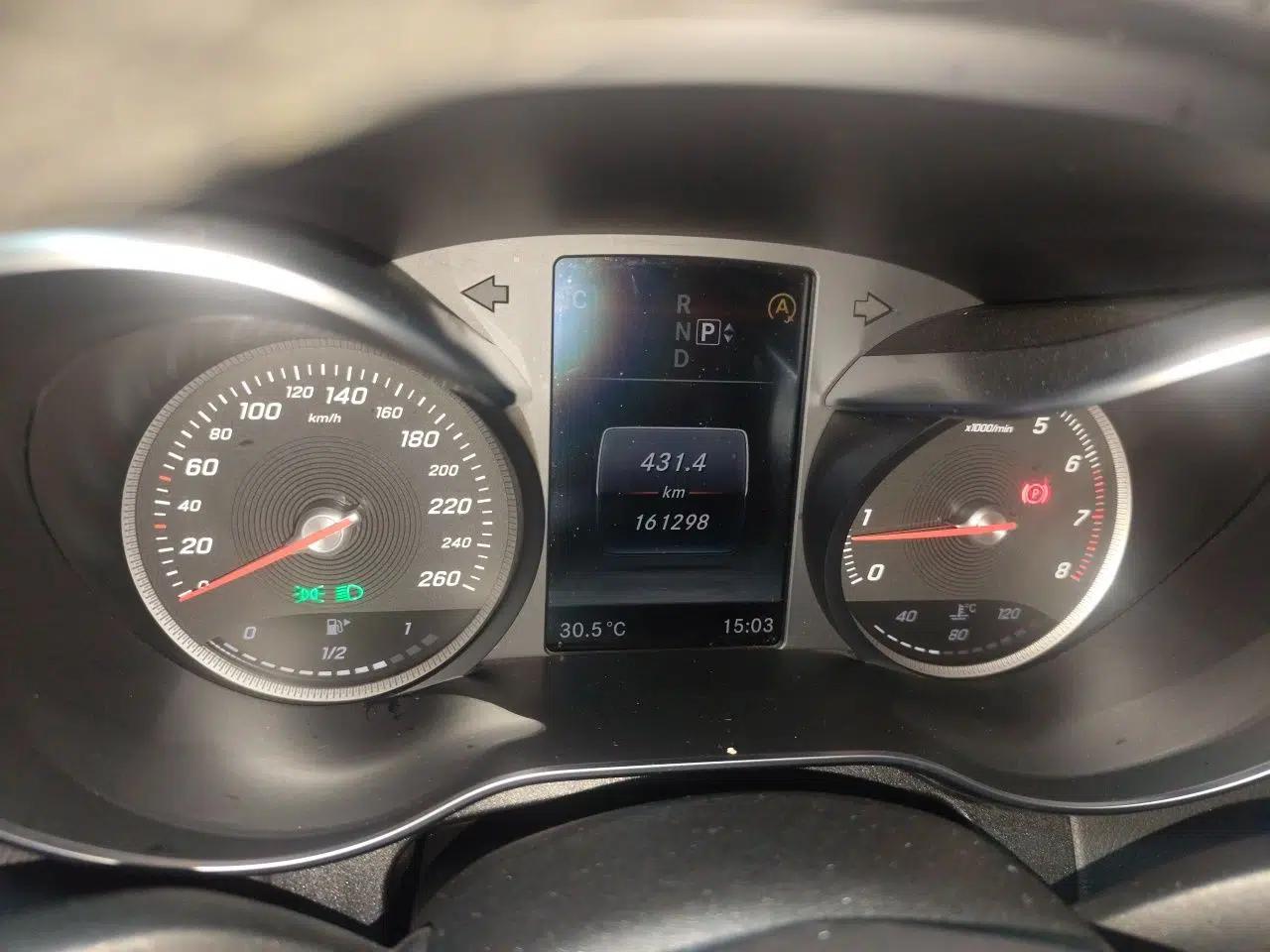 Mercedes-Benz C-Class 2015 C 200 L Sport Edition — миниатюра 11