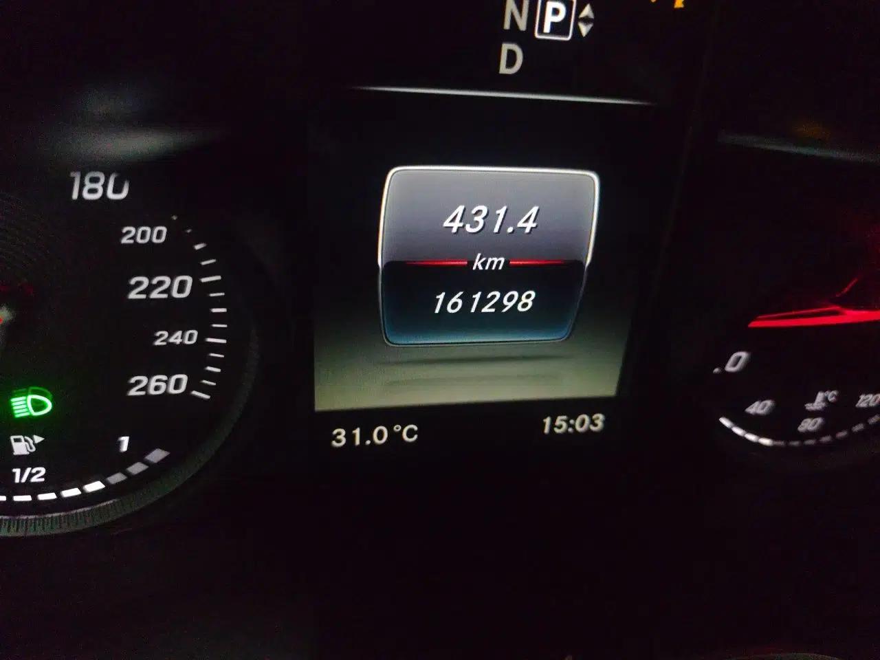 Mercedes-Benz C-Class 2015 C 200 L Sport Edition — миниатюра 12