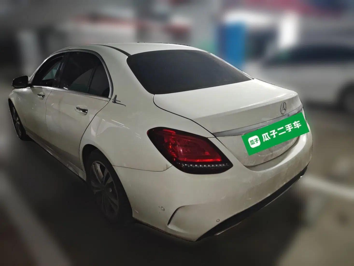 Mercedes-Benz C-Class 2019 C 180 L Fashion Edition Sport Version — миниатюра 4