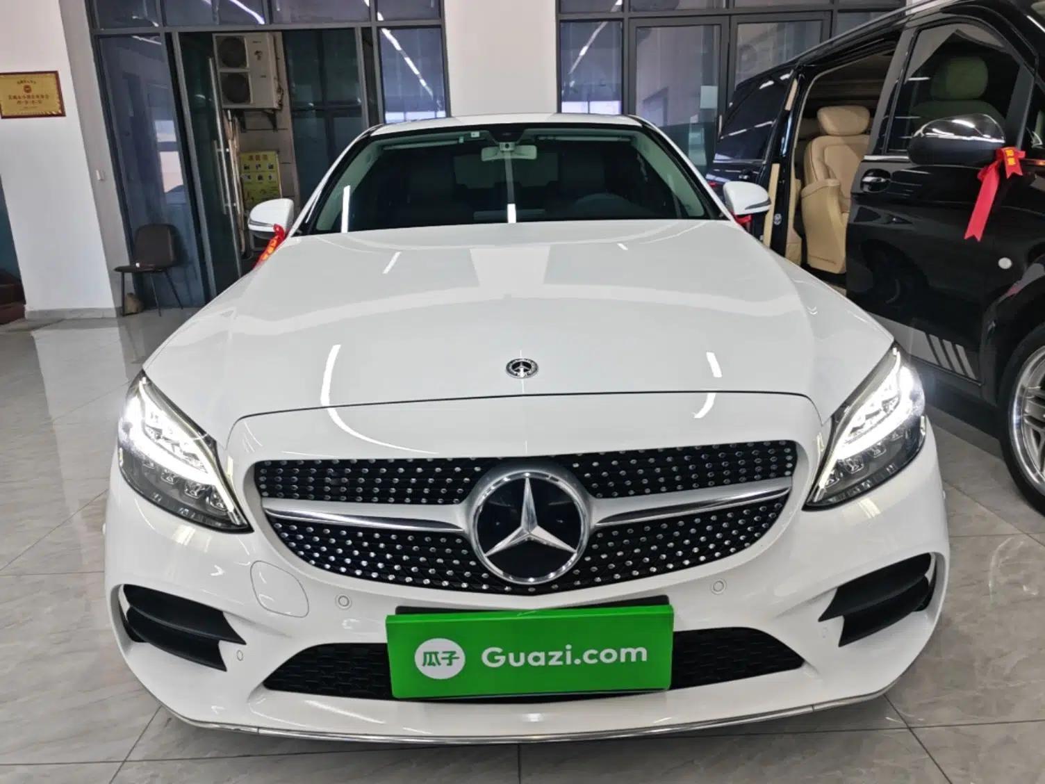 Mercedes-Benz C-Class 2019 C 180 L Fashion Edition Sport Version — миниатюра 2