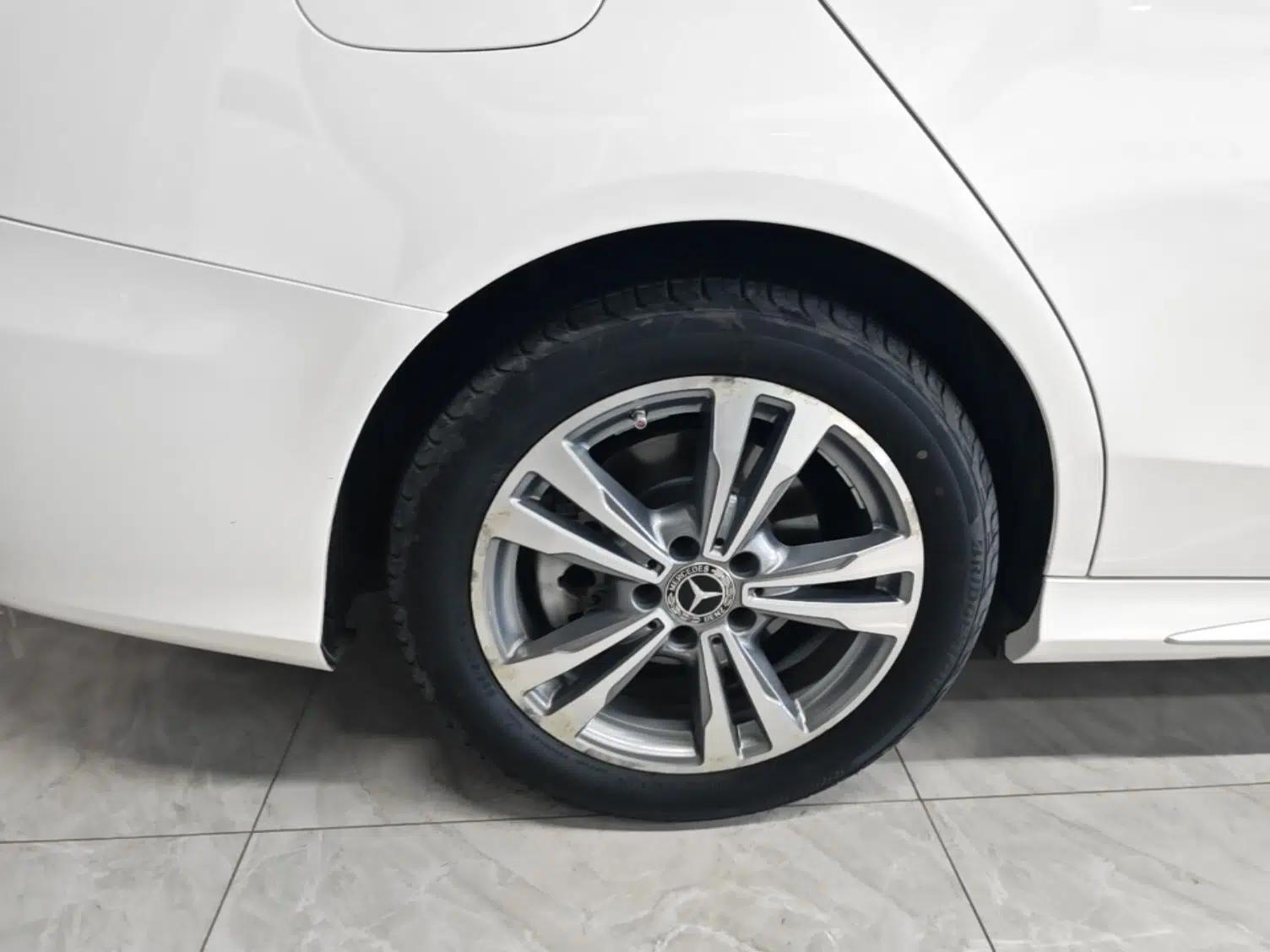 Mercedes-Benz C-Class 2019 C 180 L Fashion Edition Sport Version — миниатюра 11