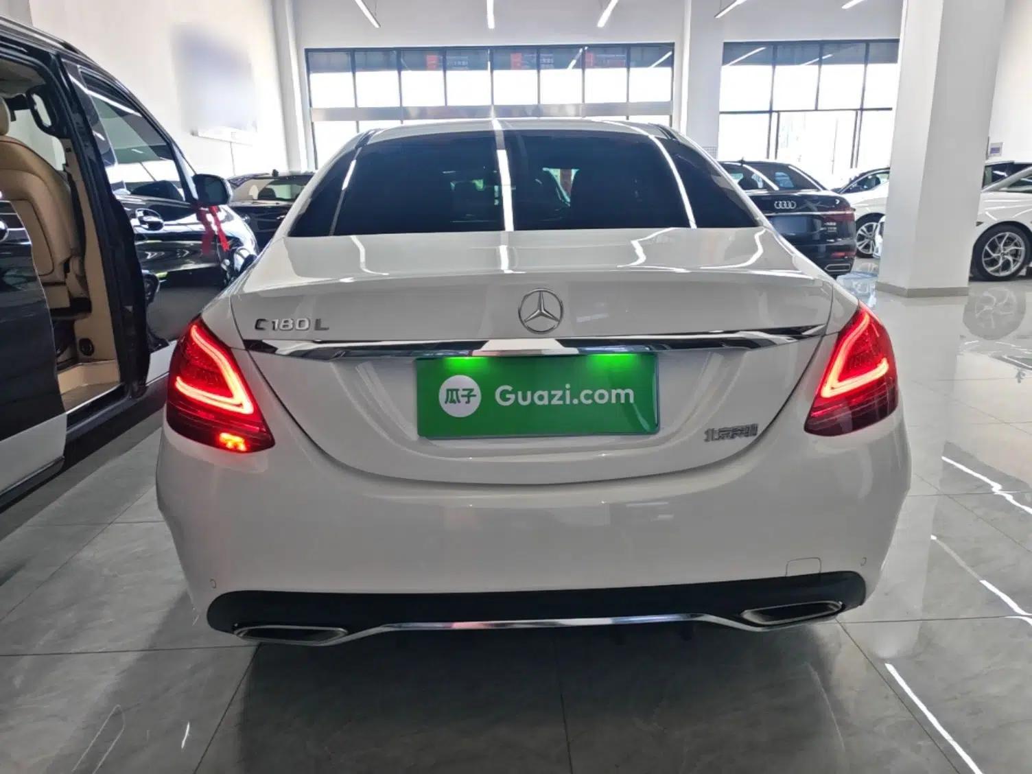 Mercedes-Benz C-Class 2019 C 180 L Fashion Edition Sport Version — миниатюра 5