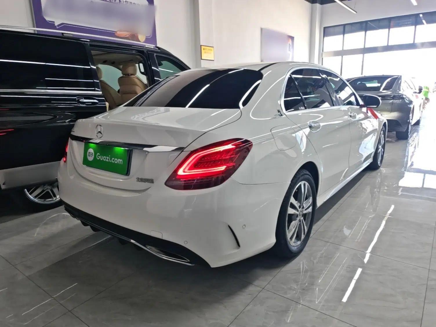 Mercedes-Benz C-Class 2019 C 180 L Fashion Edition Sport Version — миниатюра 6