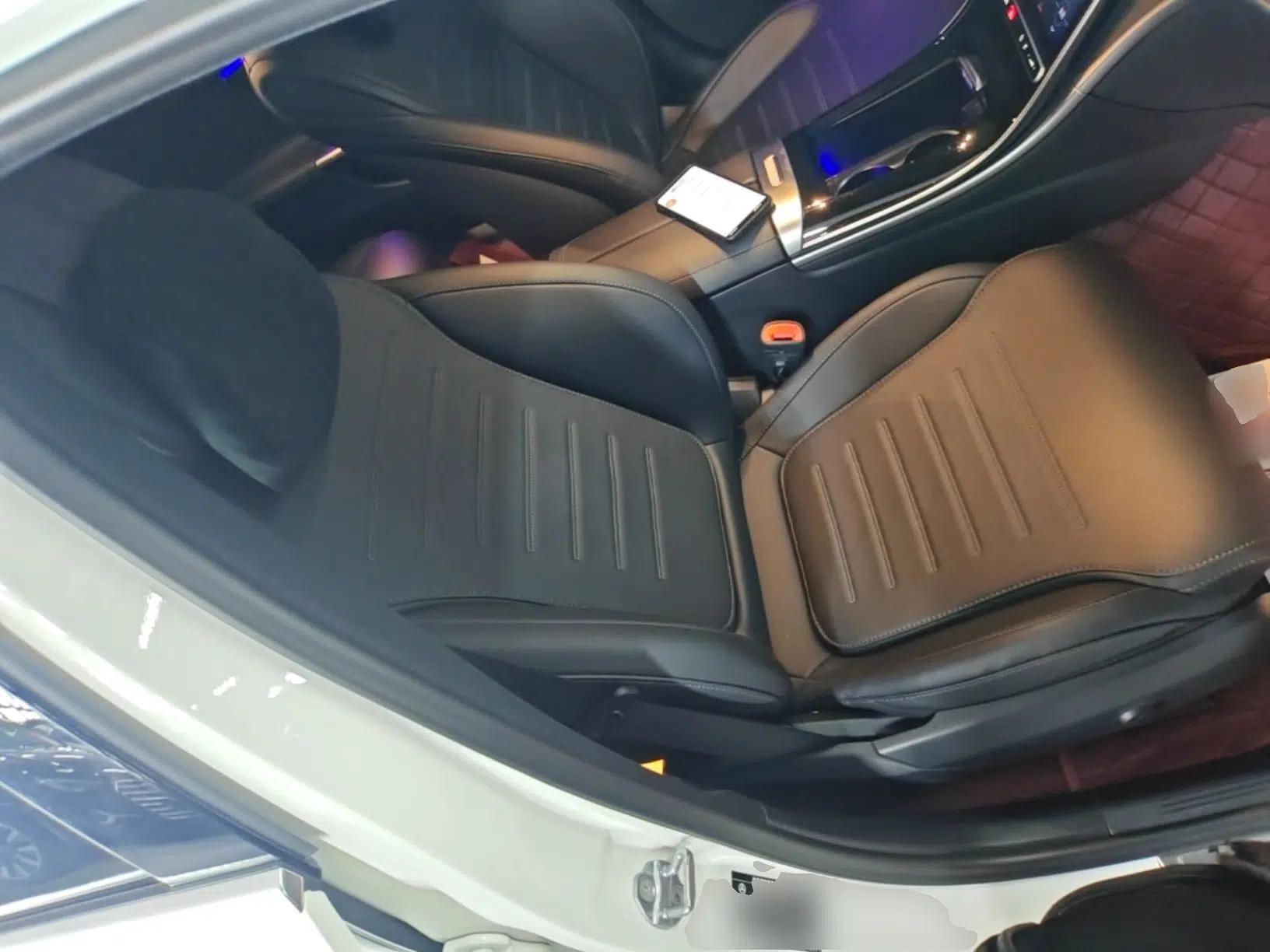 Mercedes-Benz C-Class 2023 Revised C 200 L Sport Edition — миниатюра 19
