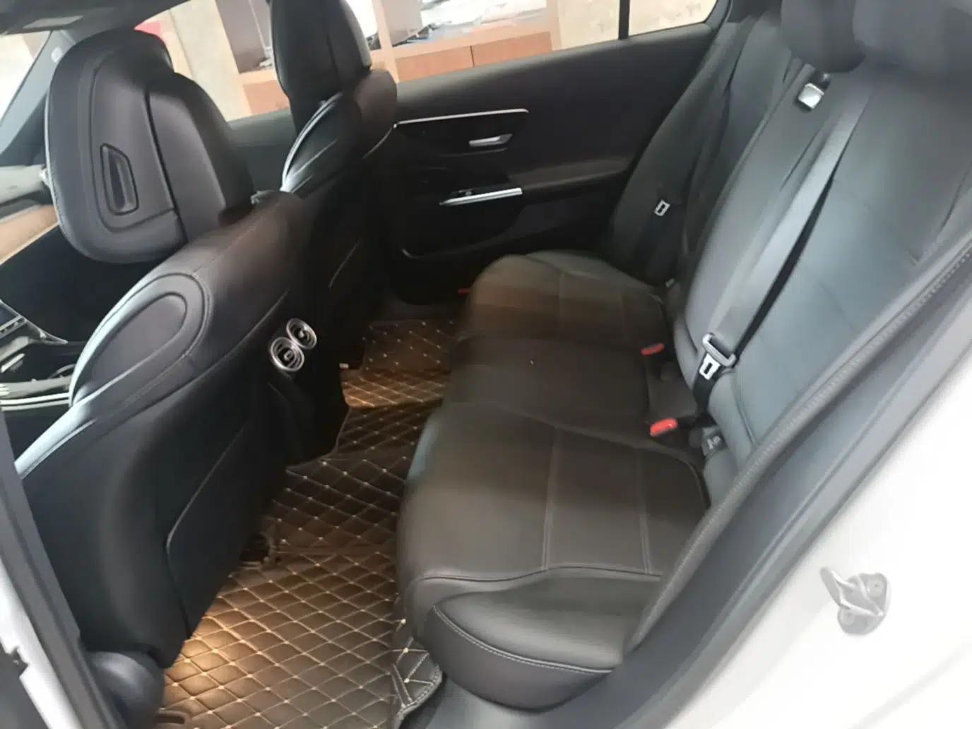 Mercedes-Benz C-Class 2023 C 260 L — миниатюра 20