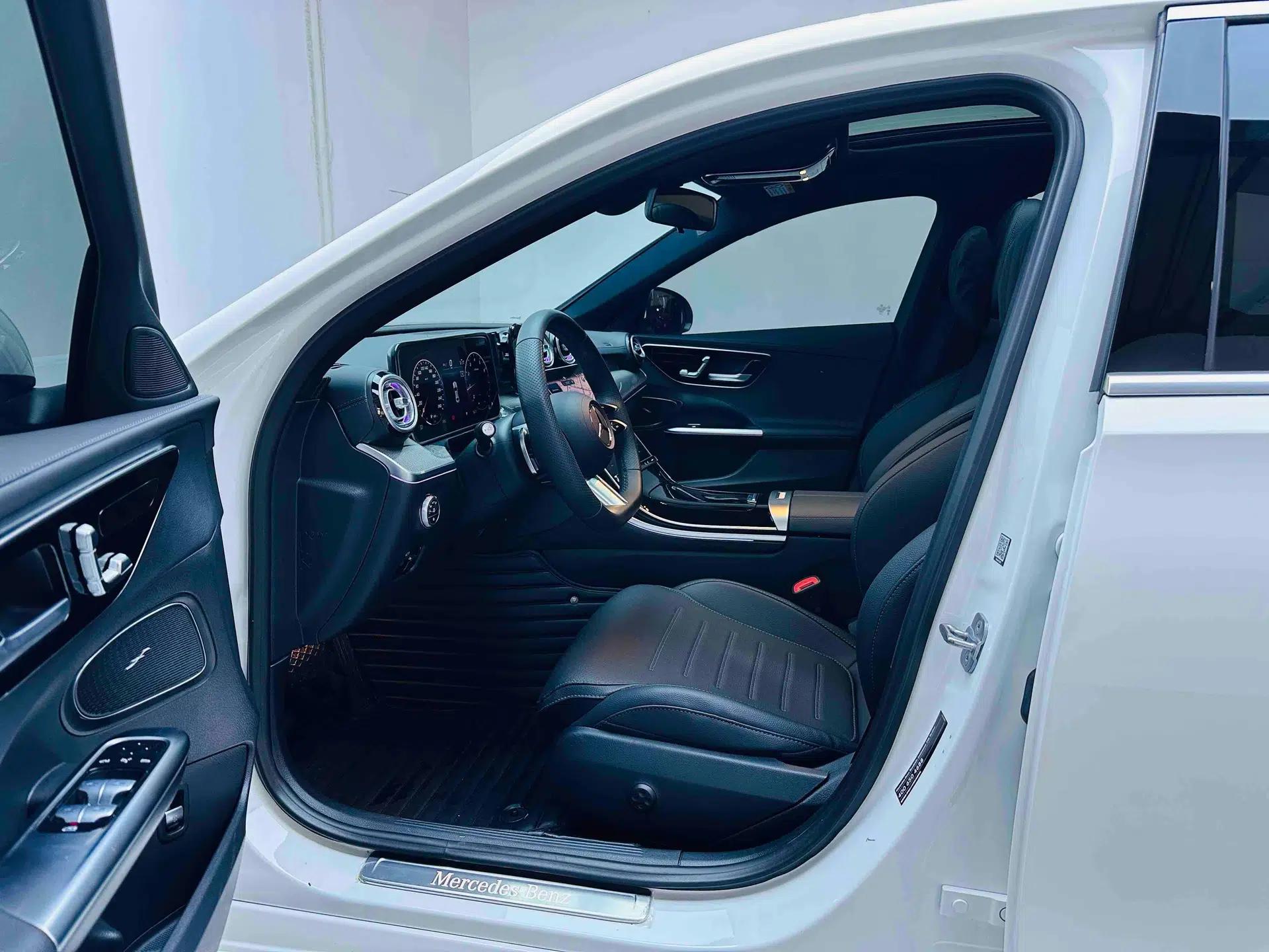 Mercedes-Benz C-Class 2024 Restyled C 260 L Sport Edition — миниатюра 17