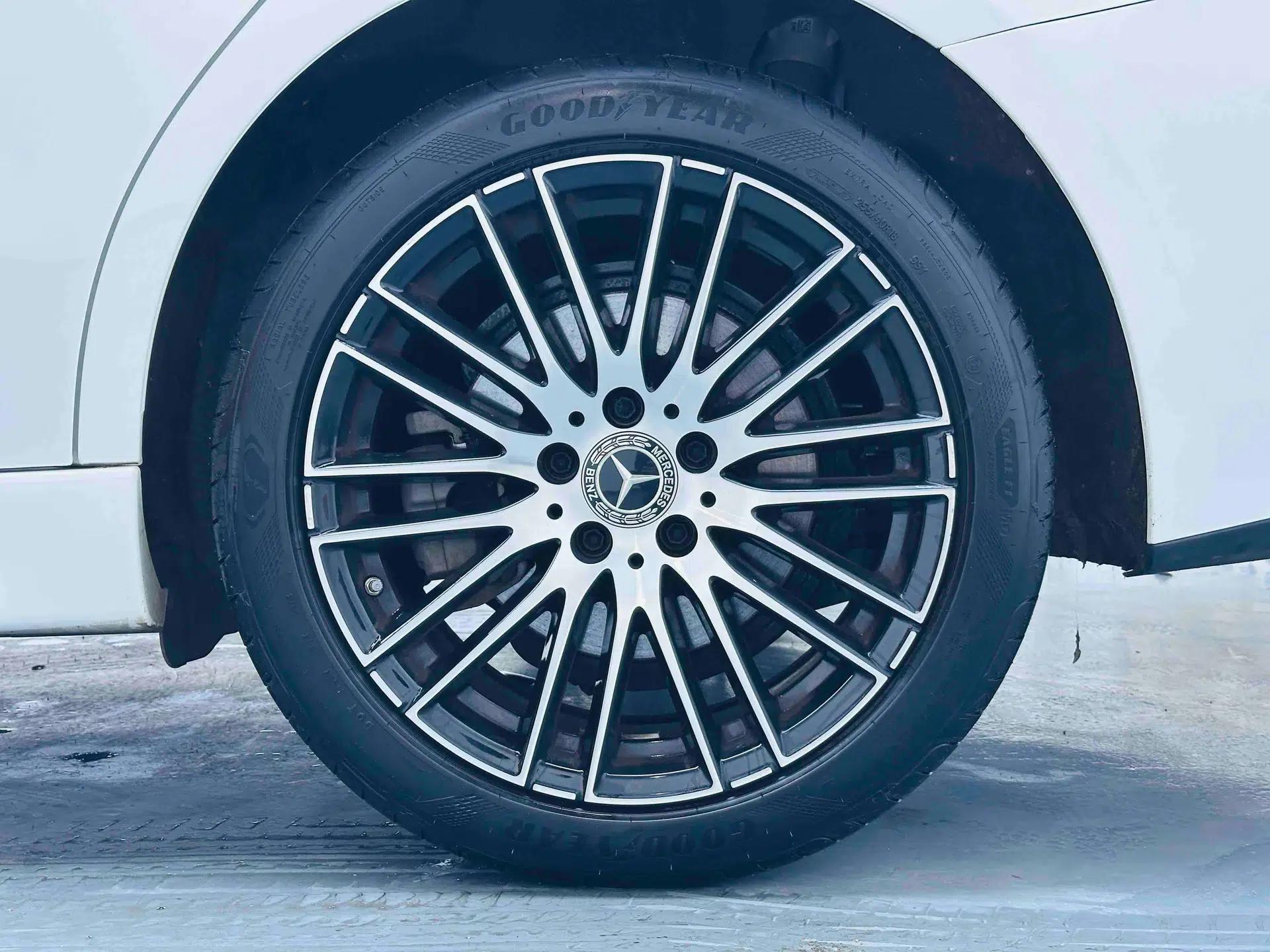Mercedes-Benz C-Class 2024 Restyled C 260 L Sport Edition — миниатюра 10