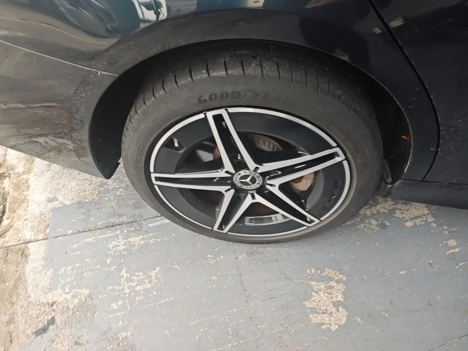 Mercedes-Benz C-Class 2023 Restyled C 260 L Night Edition Sports Version — миниатюра 16